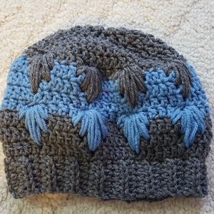 New-WOT Hand crocheted Frozen hat, grey blue